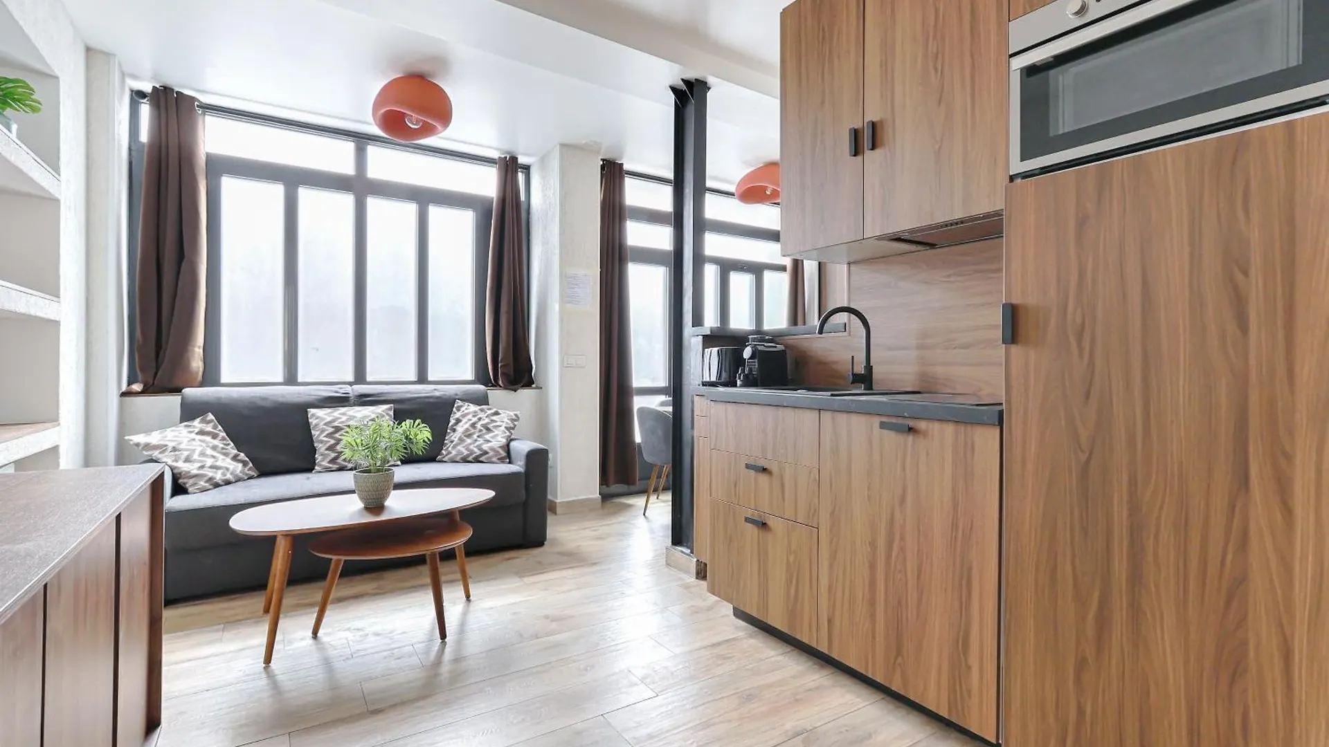 De Charme 2br Canal Saint Martin